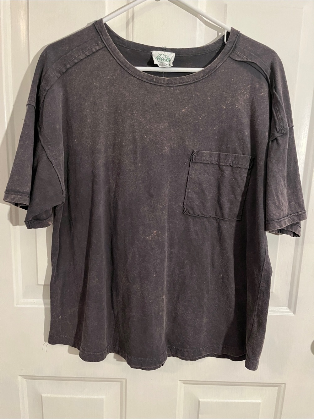 New Mix Women's Black Short Sleeve Pocket Tee